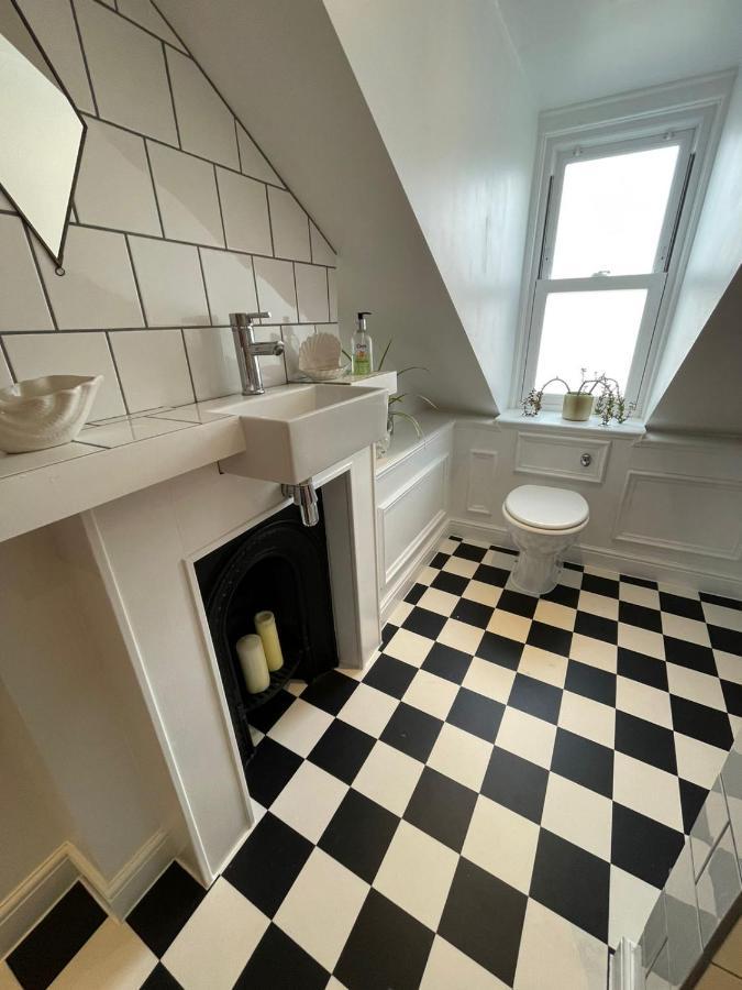فيلا تيغنماوثفي Victorian Beach House With Parking المظهر الخارجي الصورة
